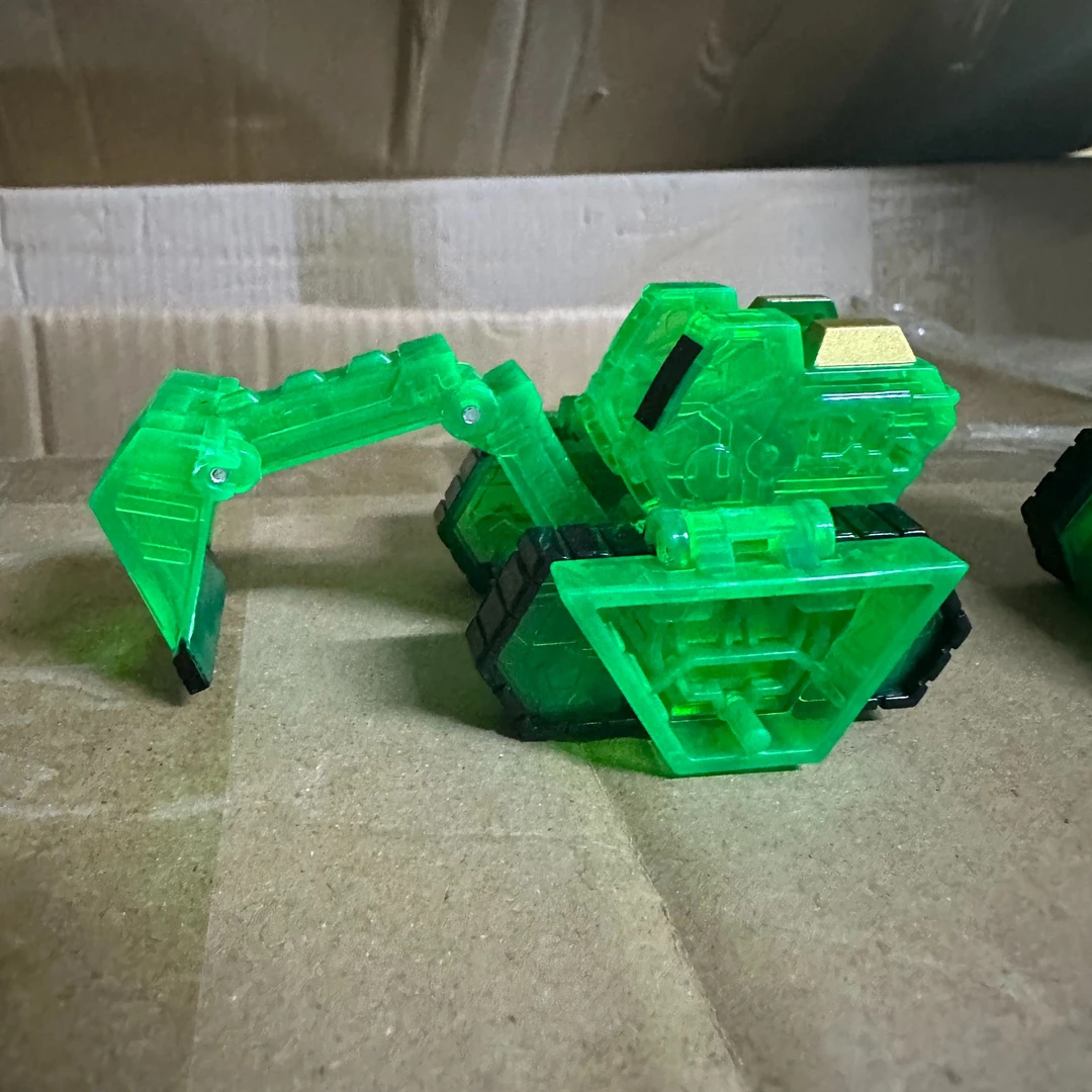 变形口袋小挖机玩具