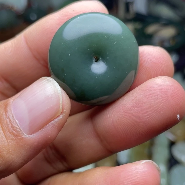 别***经和田玉未镶嵌颈饰