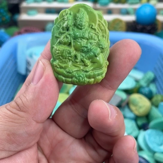未镶嵌菱锰矿珠宝半成品
