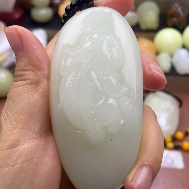 落***秋石材天然古青石手把件