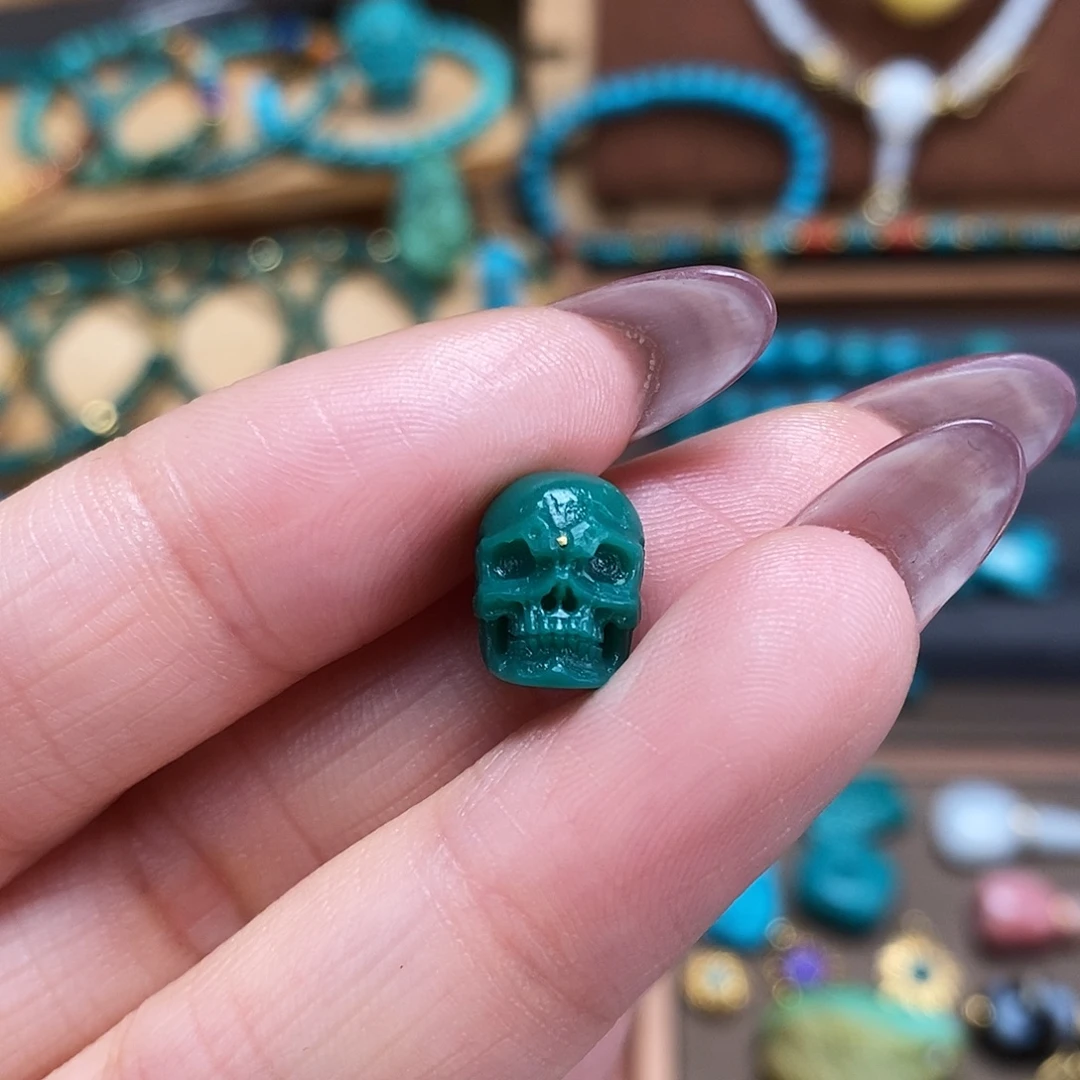 绿松石未镶嵌珠宝奇石