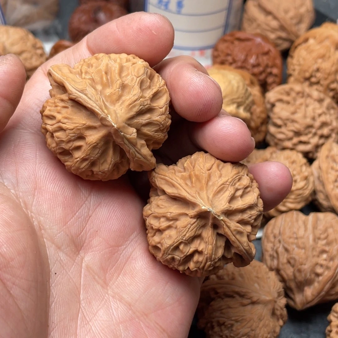 文玩核桃把件吉****6宫灯