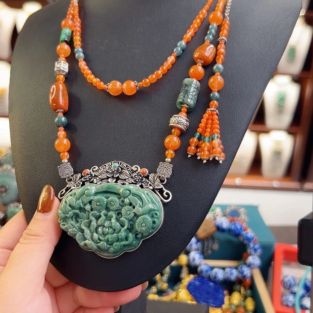 翡翠银S925镶嵌颈饰国风