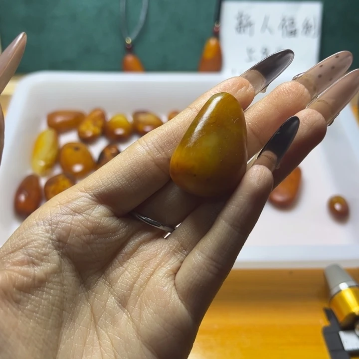 未镶嵌和田玉（糖玉）珠宝半成品