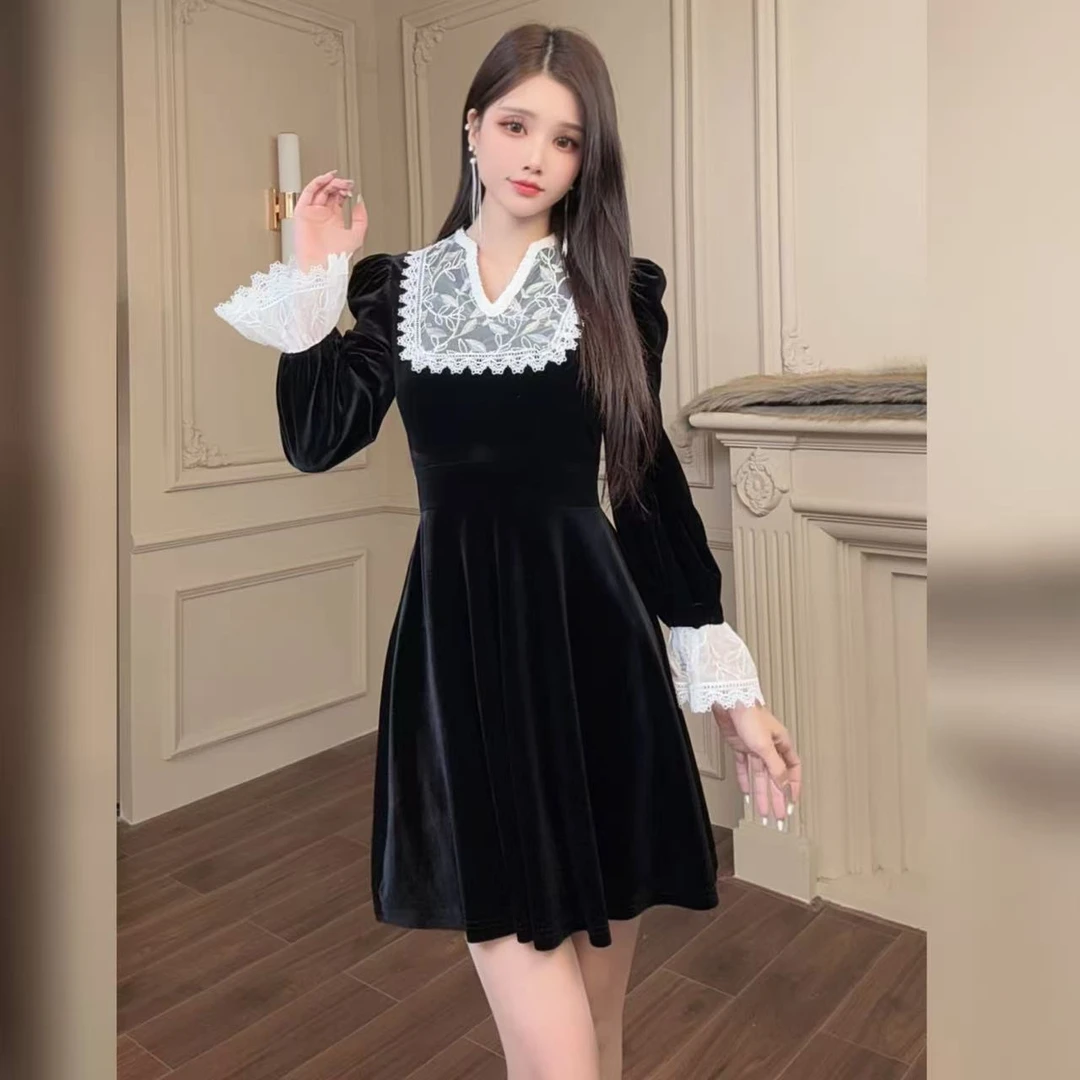 【岑岑专属】女神小黑裙落落大方显瘦法式收腰赫本风连衣裙40681