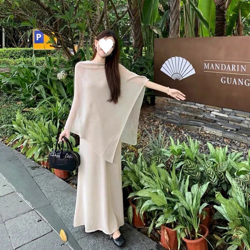 松弛感慵懒气质休闲套装女夏不规则防晒罩衫披肩吊带连衣裙两件套