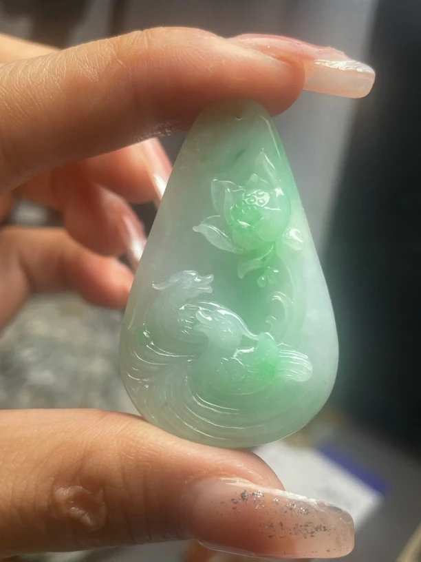 缅甸天然翡翠A货《鸳鸯戏水》