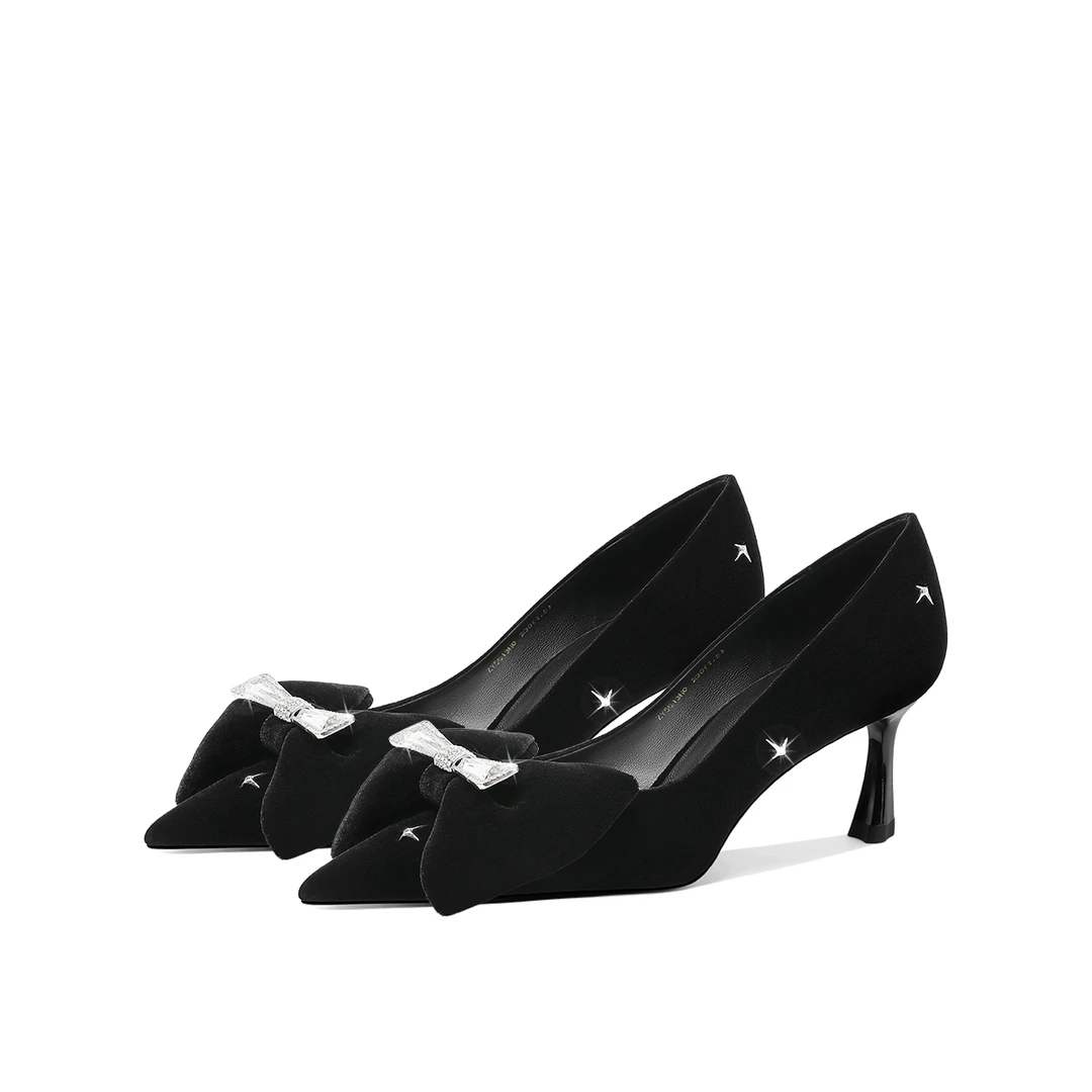 HYSN独立设计师2025新款蝴蝶结主题单鞋女气质百搭通勤铆钉高跟鞋