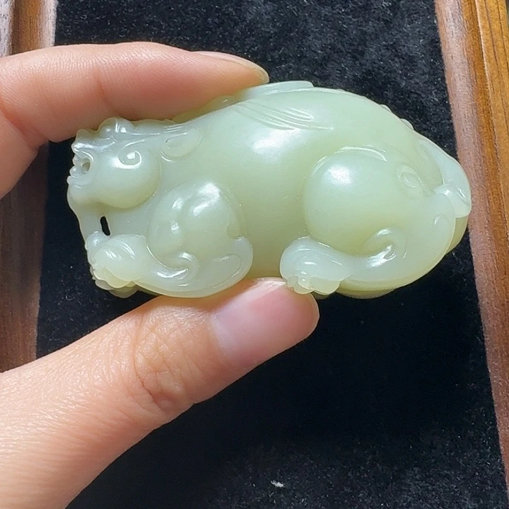 清***风和田玉未镶嵌颈饰新号开播 挂件一件