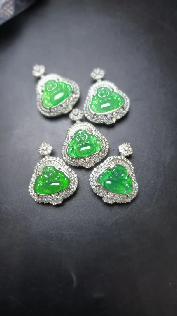 【现场收货】天然翡翠佛公吊坠   多样性发货只发一件   as/07