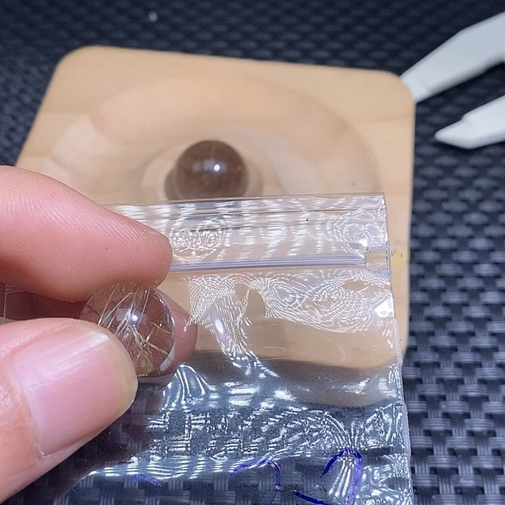 芭***龙未镶嵌手链发晶天然水晶手串