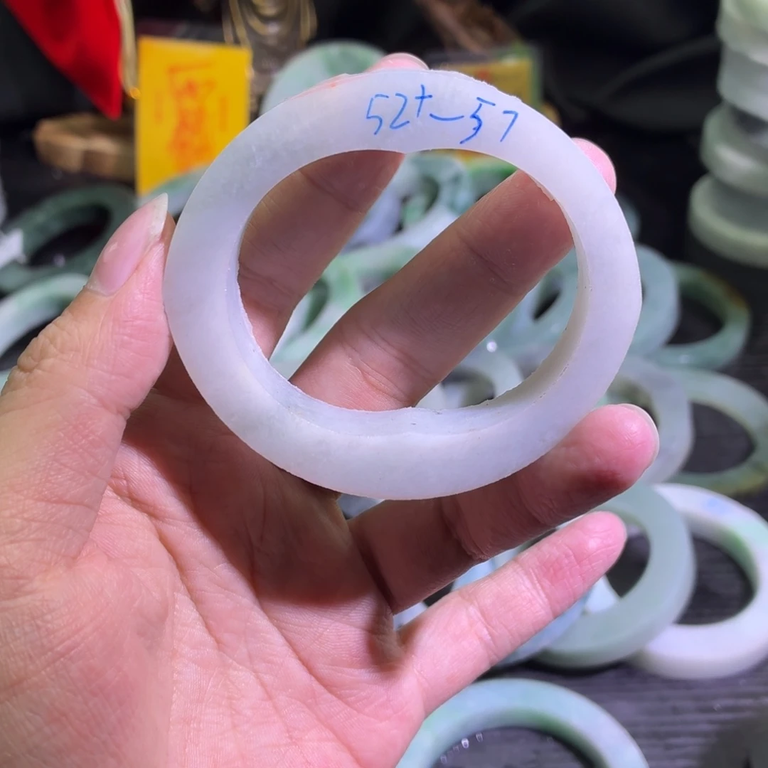 定制翡翠未镶嵌天然翡翠A货毛胚手镯定制