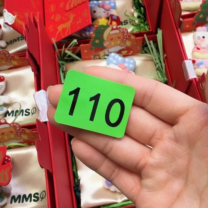 娜***.布艺铜合金圣诞胸针