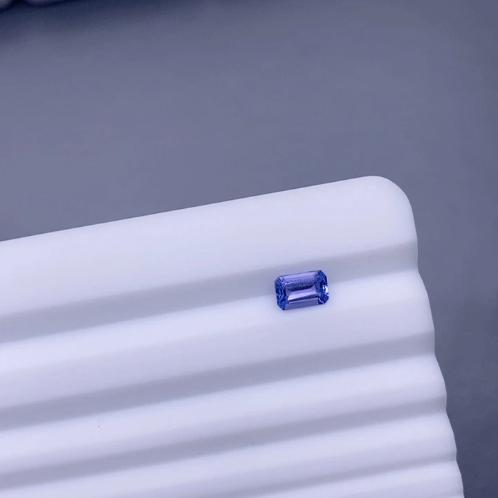 裸石未镶嵌坦桑石