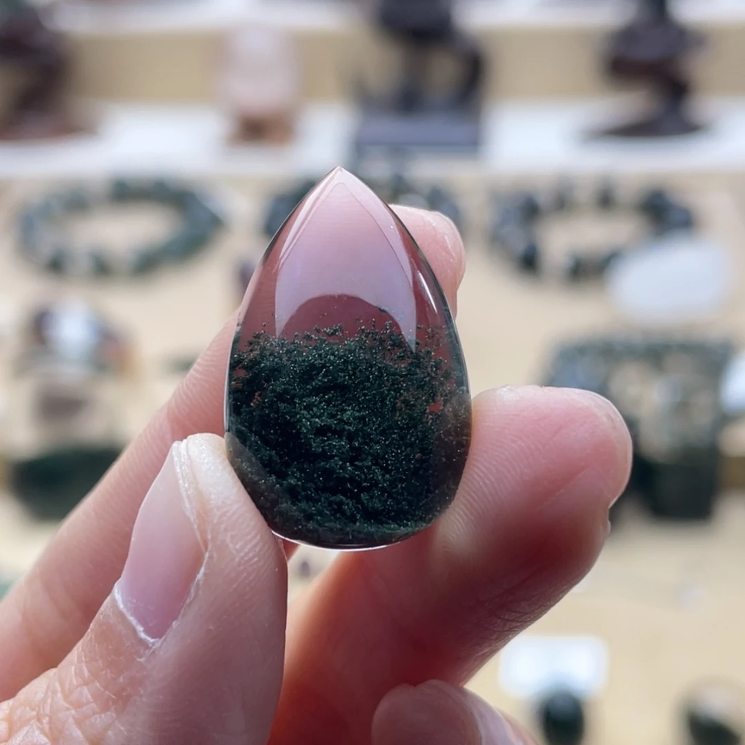 颈饰水晶未镶嵌绿幽灵吊坠