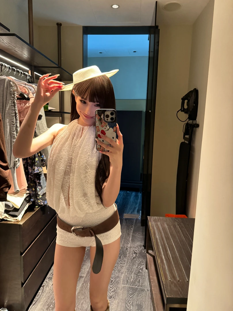 ChiclyNana  欧美辣妹风性感蕾丝镂空绑绳大露背紧身短裤连体裤