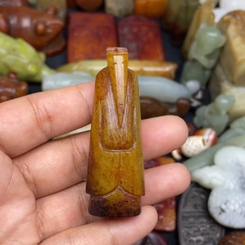 和田玉未镶嵌颈饰63