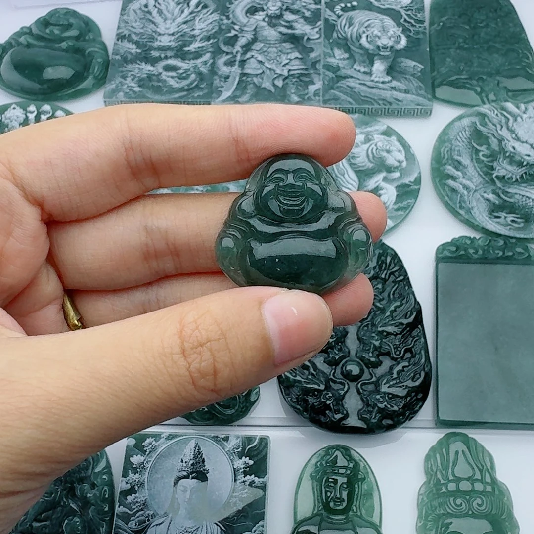 翡翠未镶嵌颈饰多样性发货天然A货翡翠