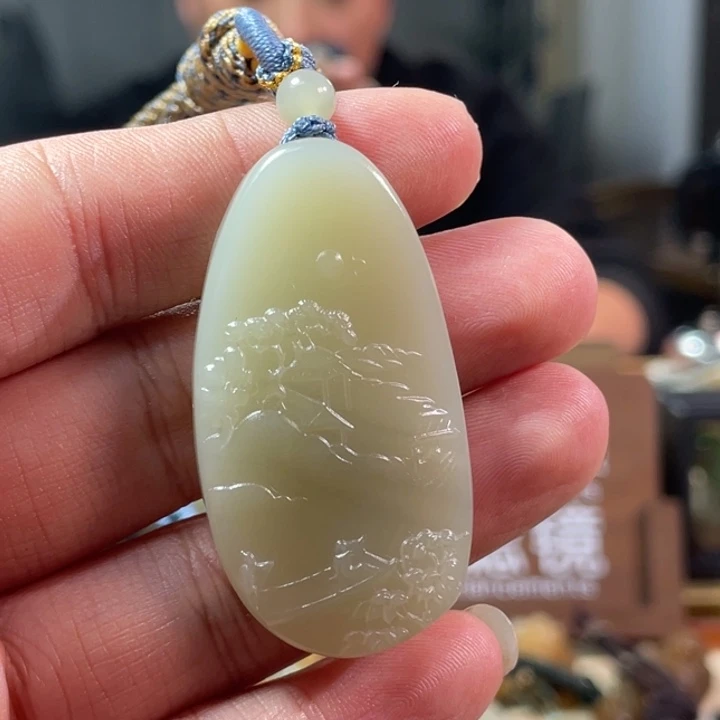 颈饰未镶嵌和田玉