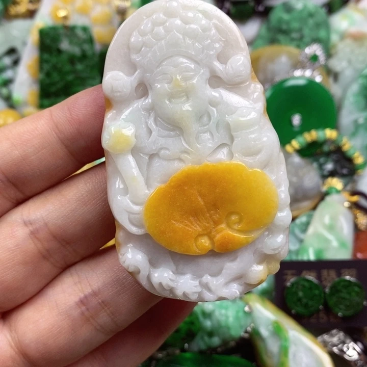 吊坠(赠链)未镶嵌翡翠
