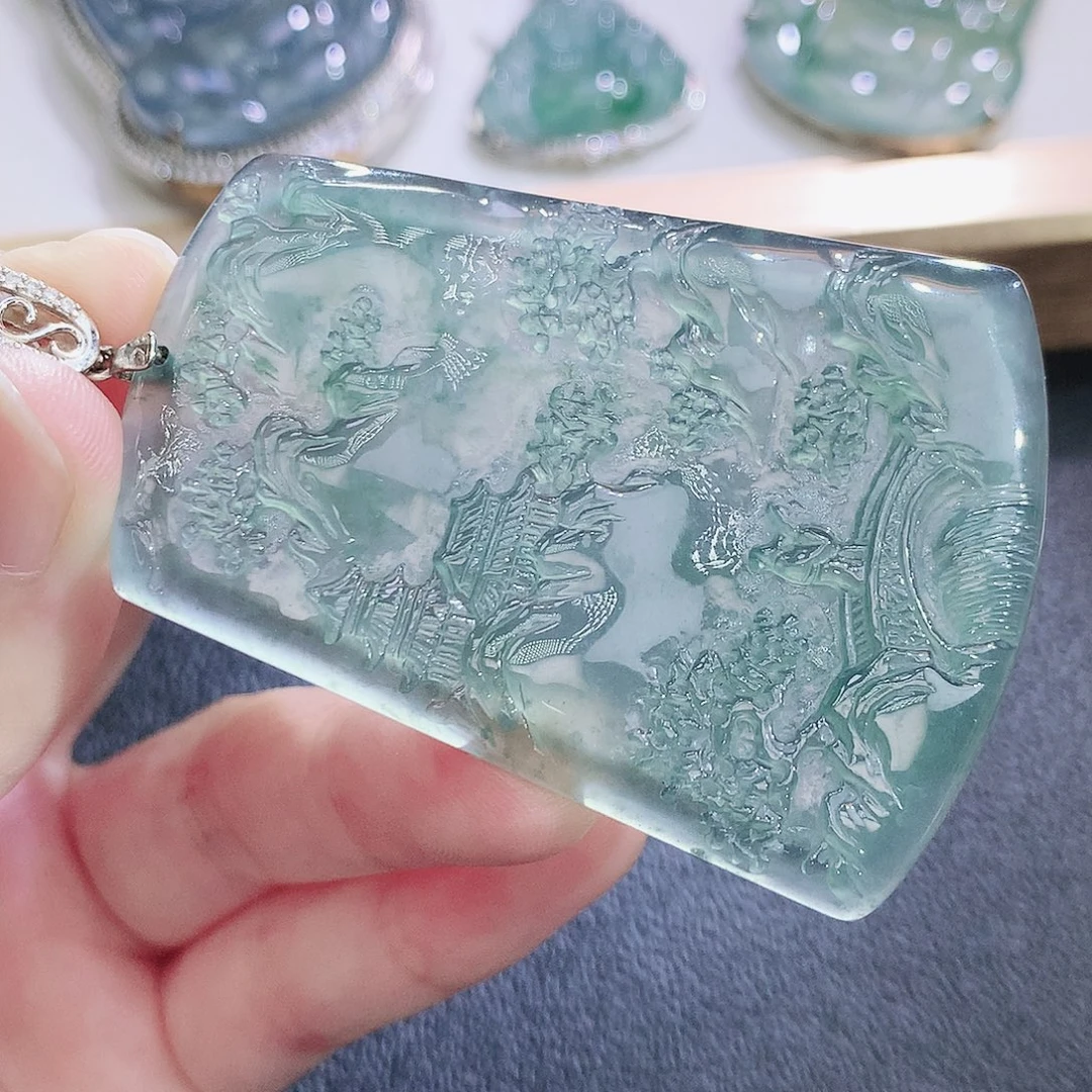 翡翠未镶嵌挂件翡翠