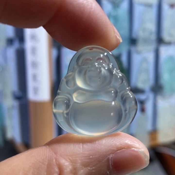 岫玉未镶嵌颈饰吊坠