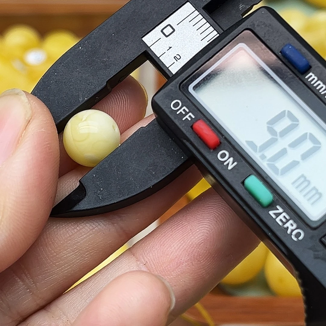 蜜蜡未镶嵌裸石天然