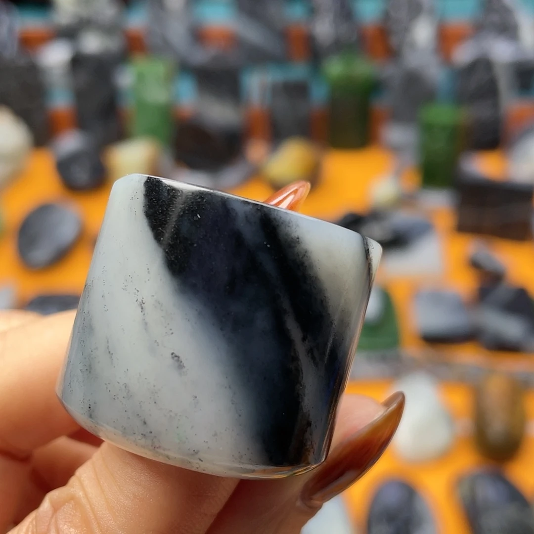 五***手和田玉未镶嵌戒指