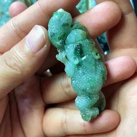 翡翠未镶嵌颈饰天然缅甸翡翠a货