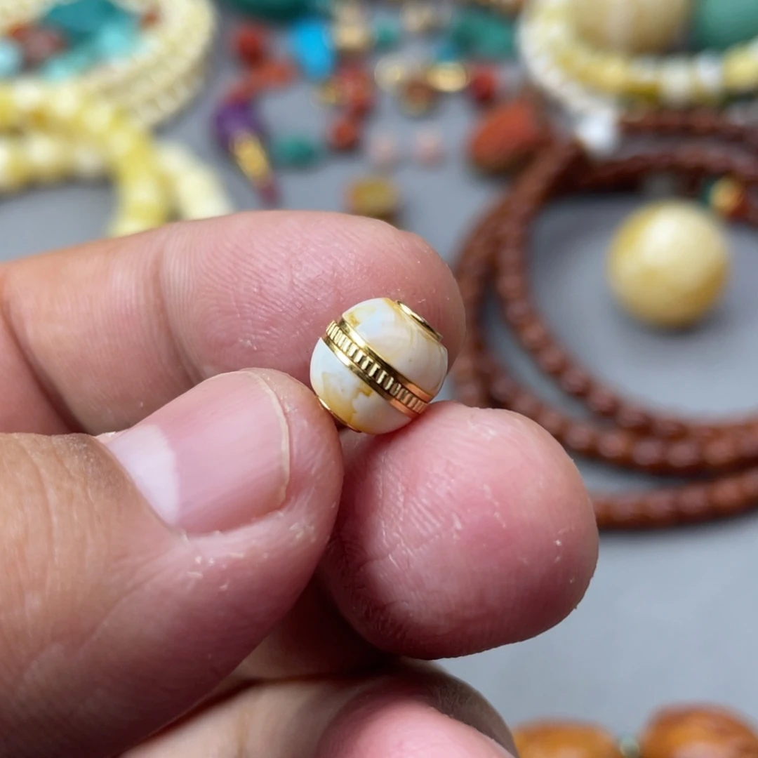 琥珀珠宝奇石未镶嵌9