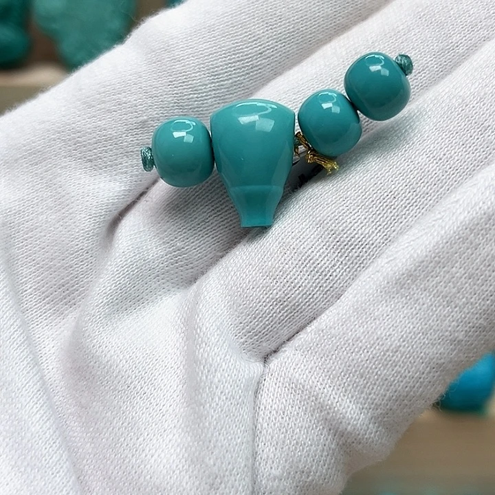 绿松石珠宝未镶嵌