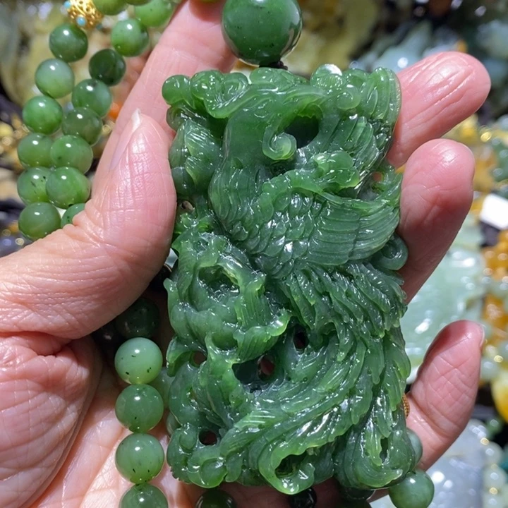 和田玉（碧玉）颈饰未镶嵌