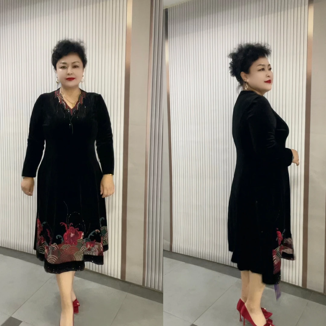 新款时尚潮流连衣裙