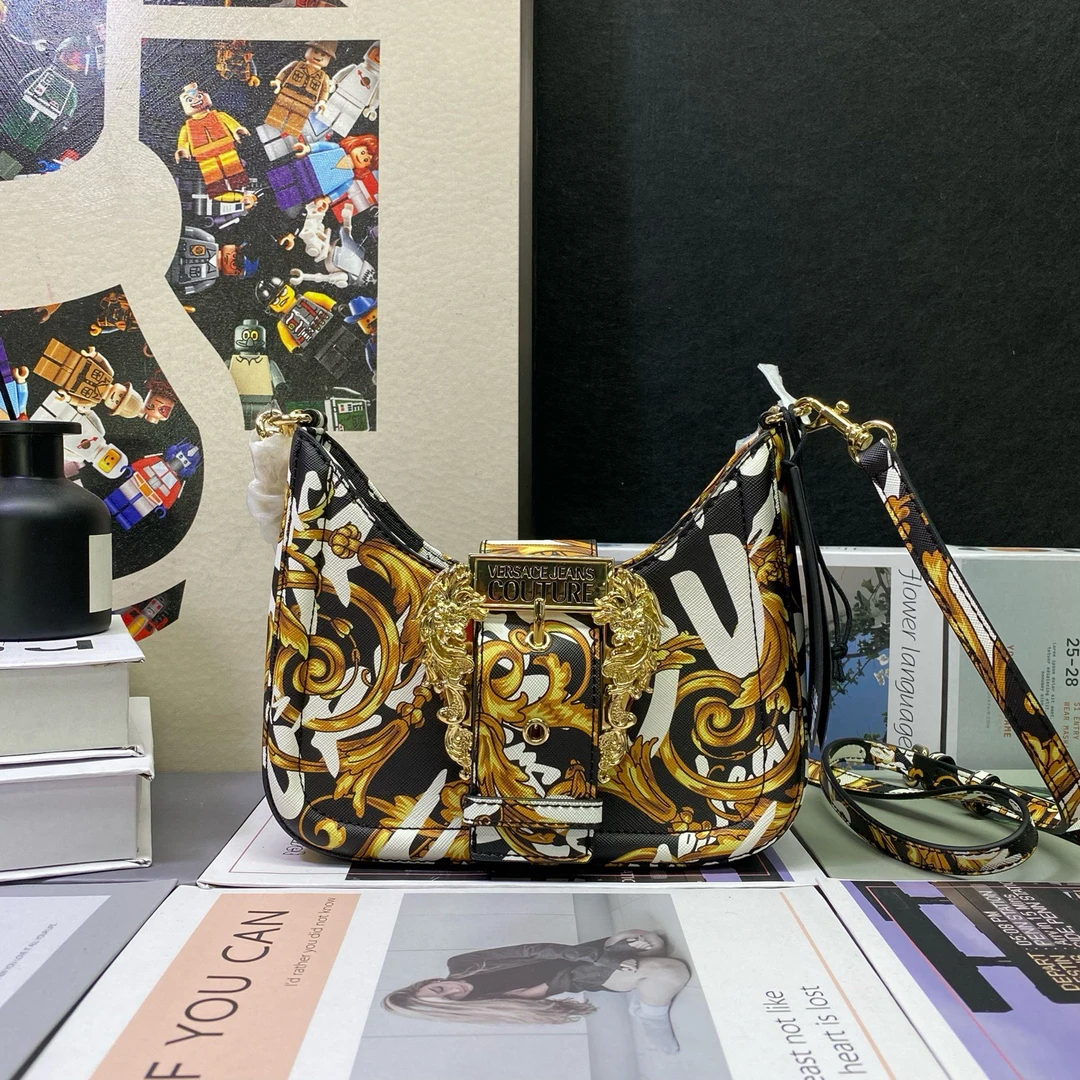 99新 VERSACE/范思哲 22998斜挎包21*12
