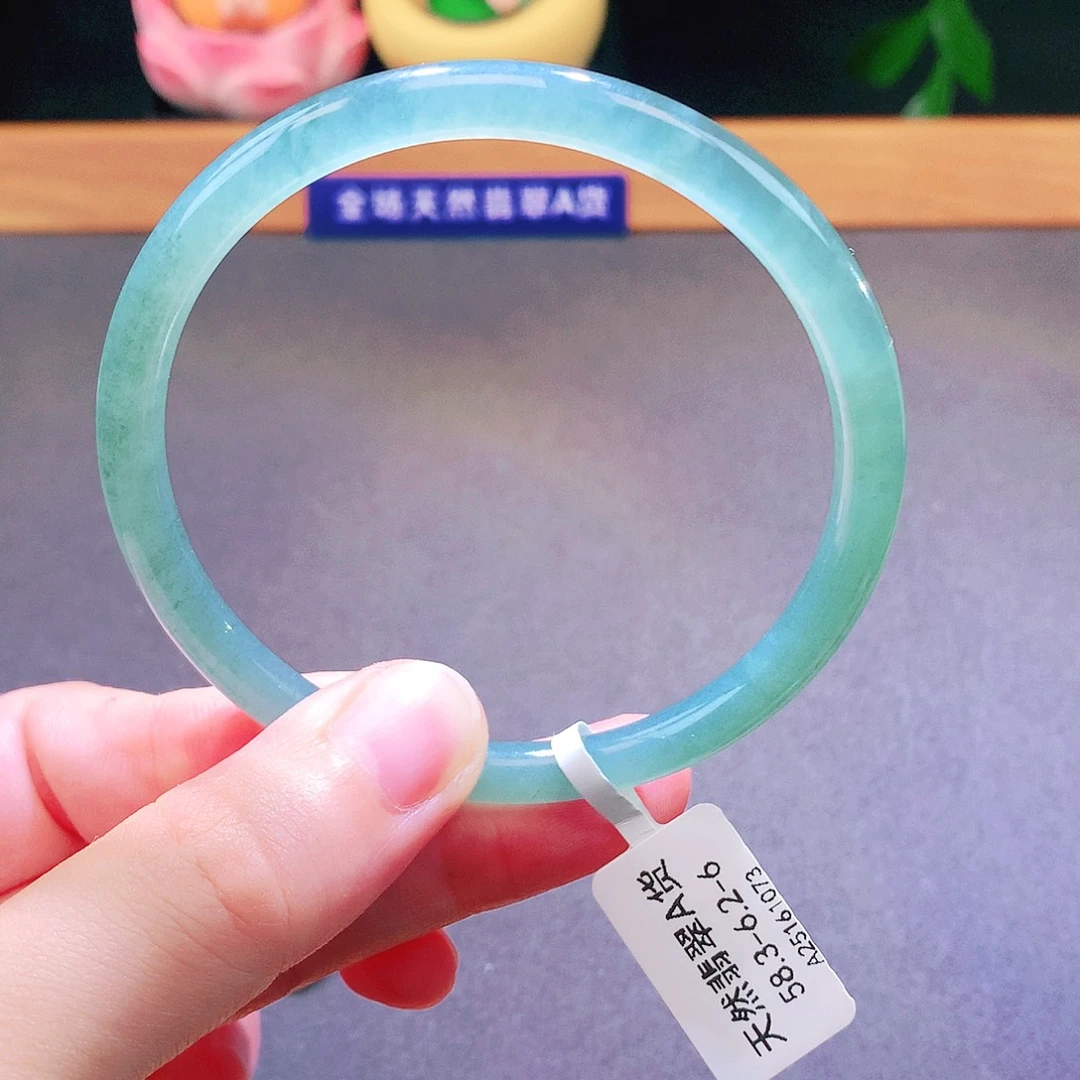 翡翠未镶嵌手镯天然翡翠