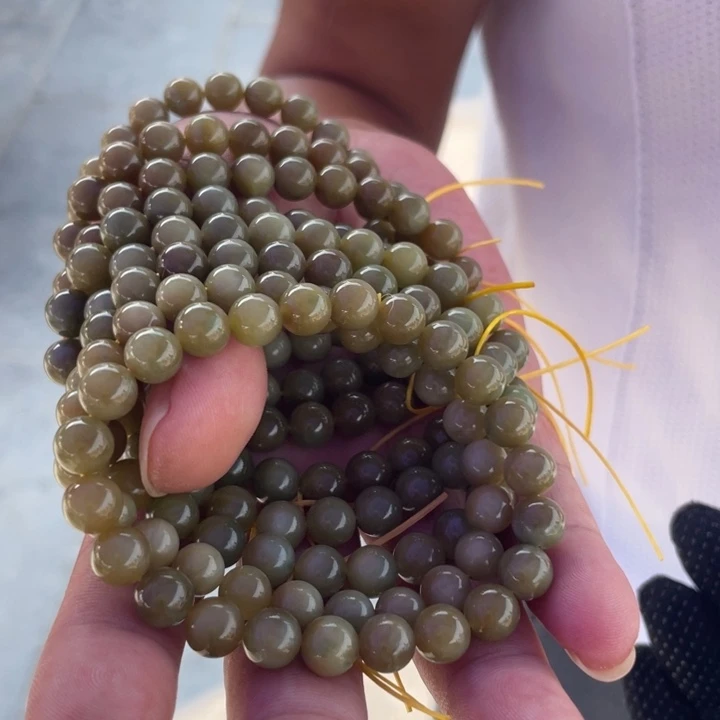 和田玉未镶嵌颈饰多样性发货，发其一