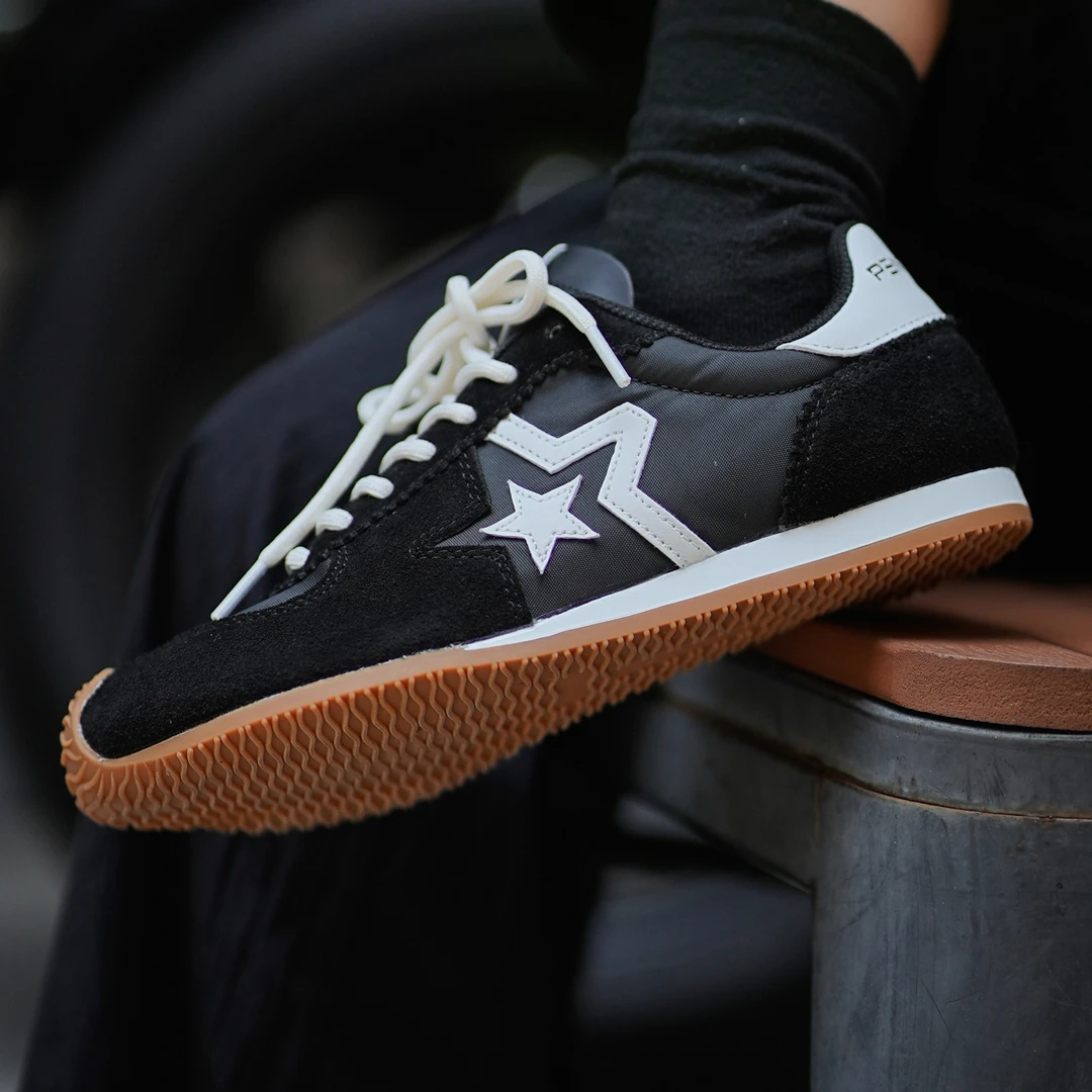 五角心PENTAGONAL真皮拼接薄底德训鞋男女情侣歪头星星鞋透气鞋