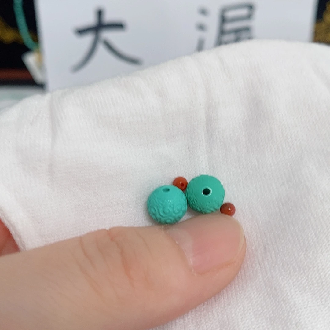 未镶嵌南红玛瑙珠宝奇石