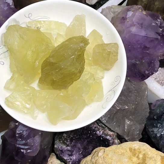 阿***颗水晶珠宝半成品未镶嵌