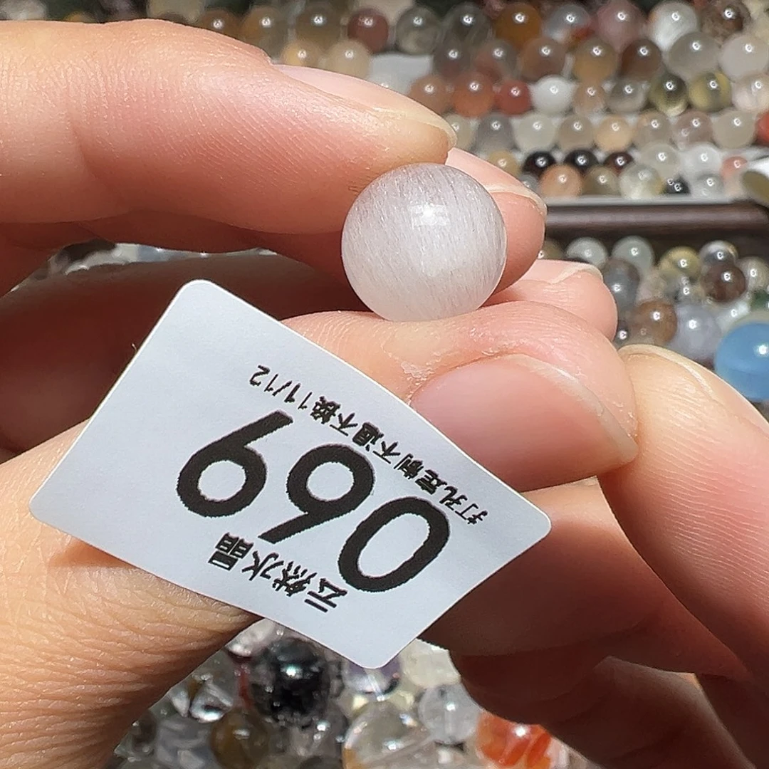 未镶嵌水晶珠宝半成品