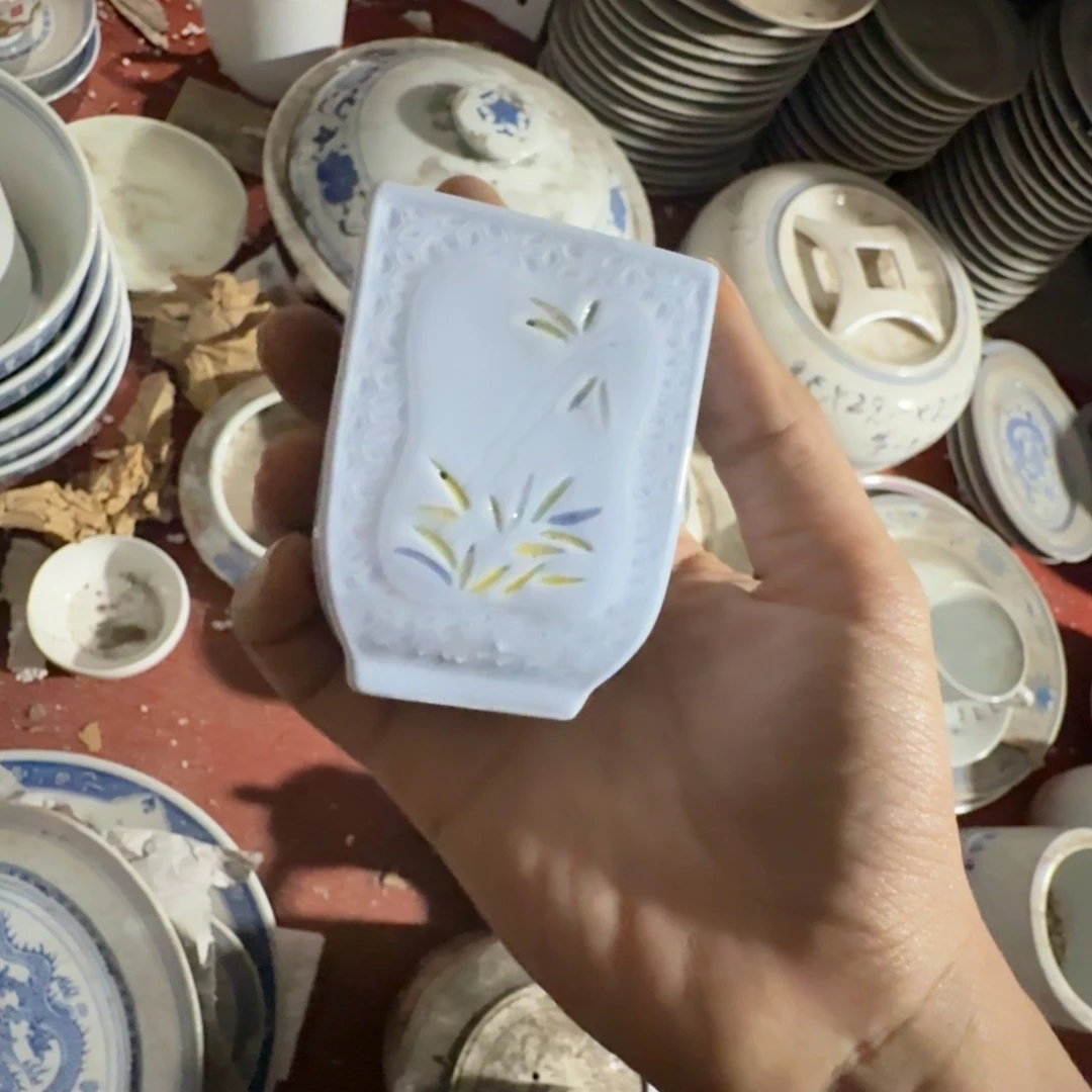 钓***黑景德镇的陶瓷瓷器
