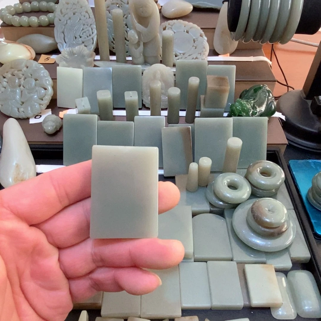 和田玉颈饰未镶嵌?****后23