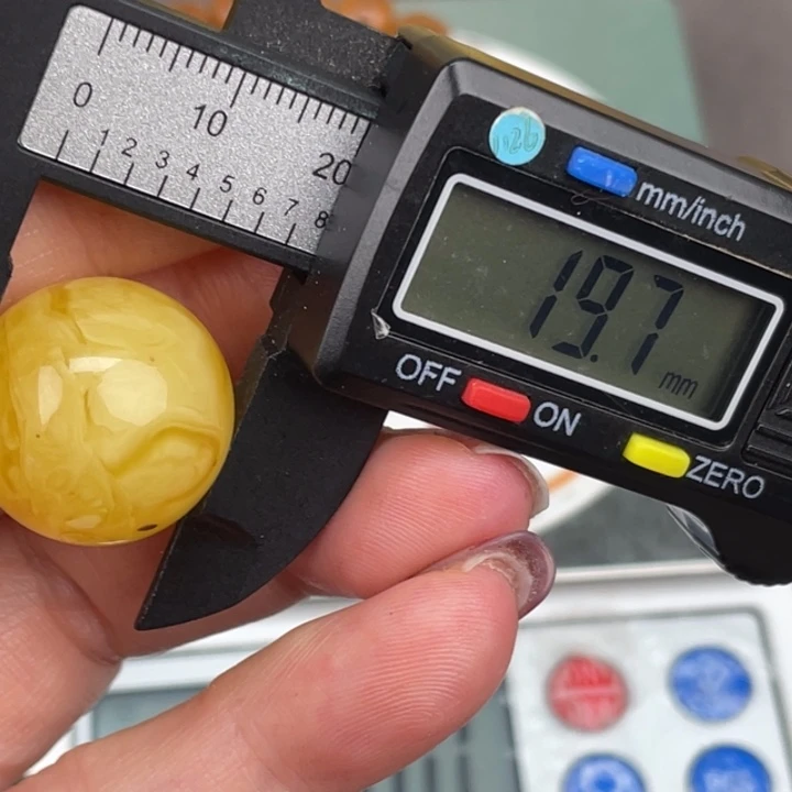琥珀裸石未镶嵌微瑕478