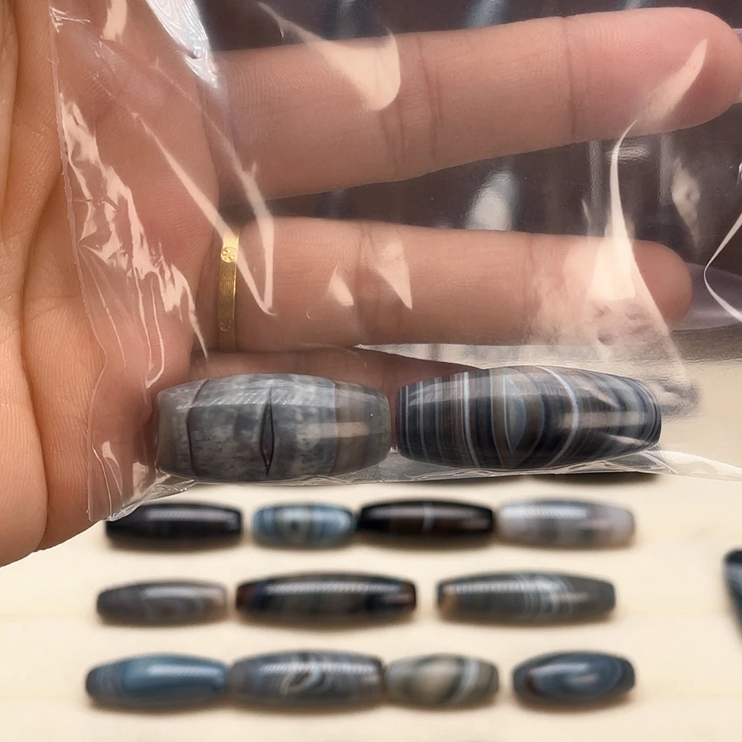 滂***沱玛瑙/玉髓未镶嵌颈饰