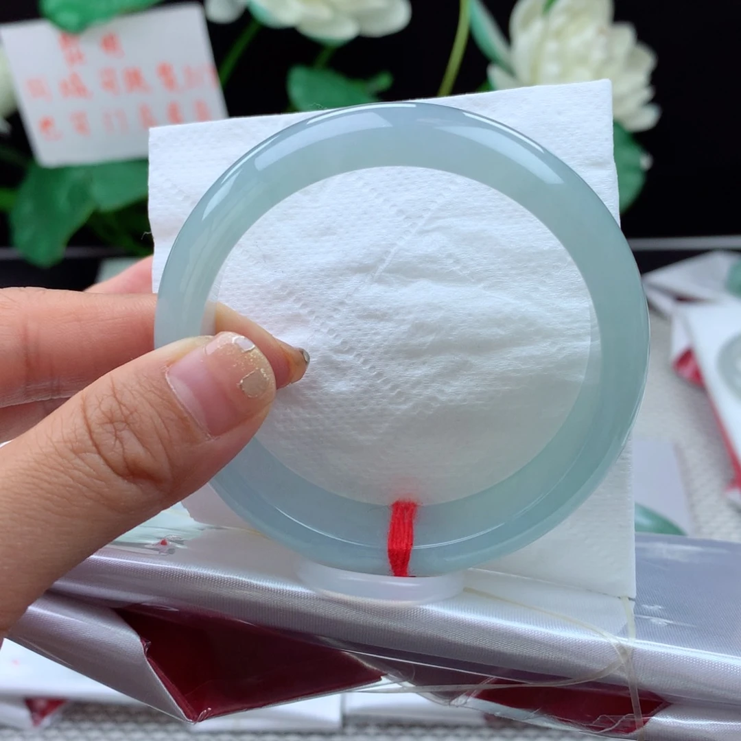 未镶嵌手镯翡翠常**姐纯天然