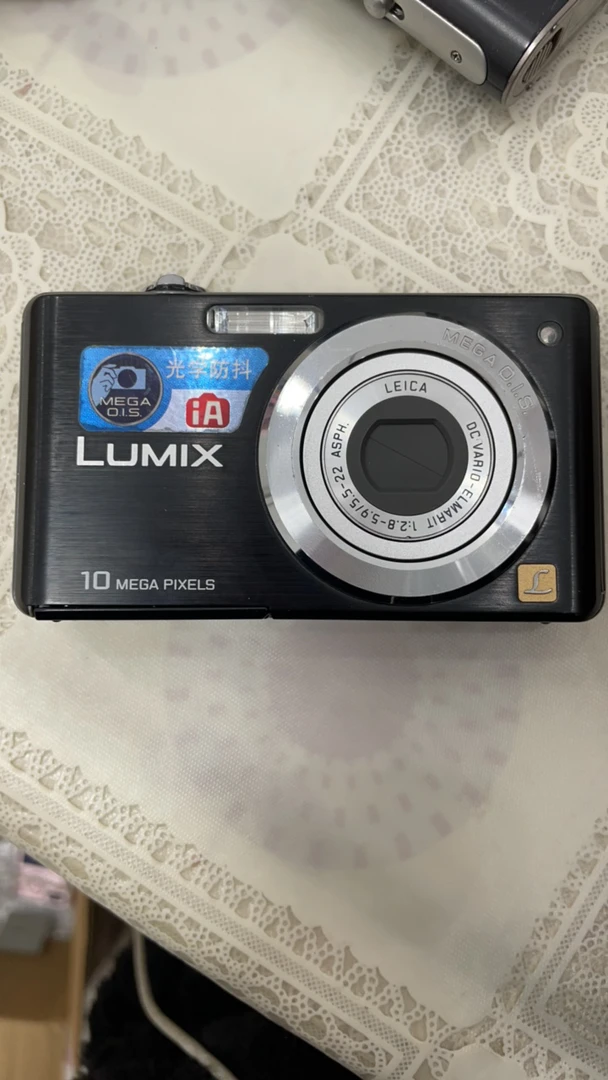 9新 Panasonic/松下 松下fs7 1000万像素 4倍光学变焦