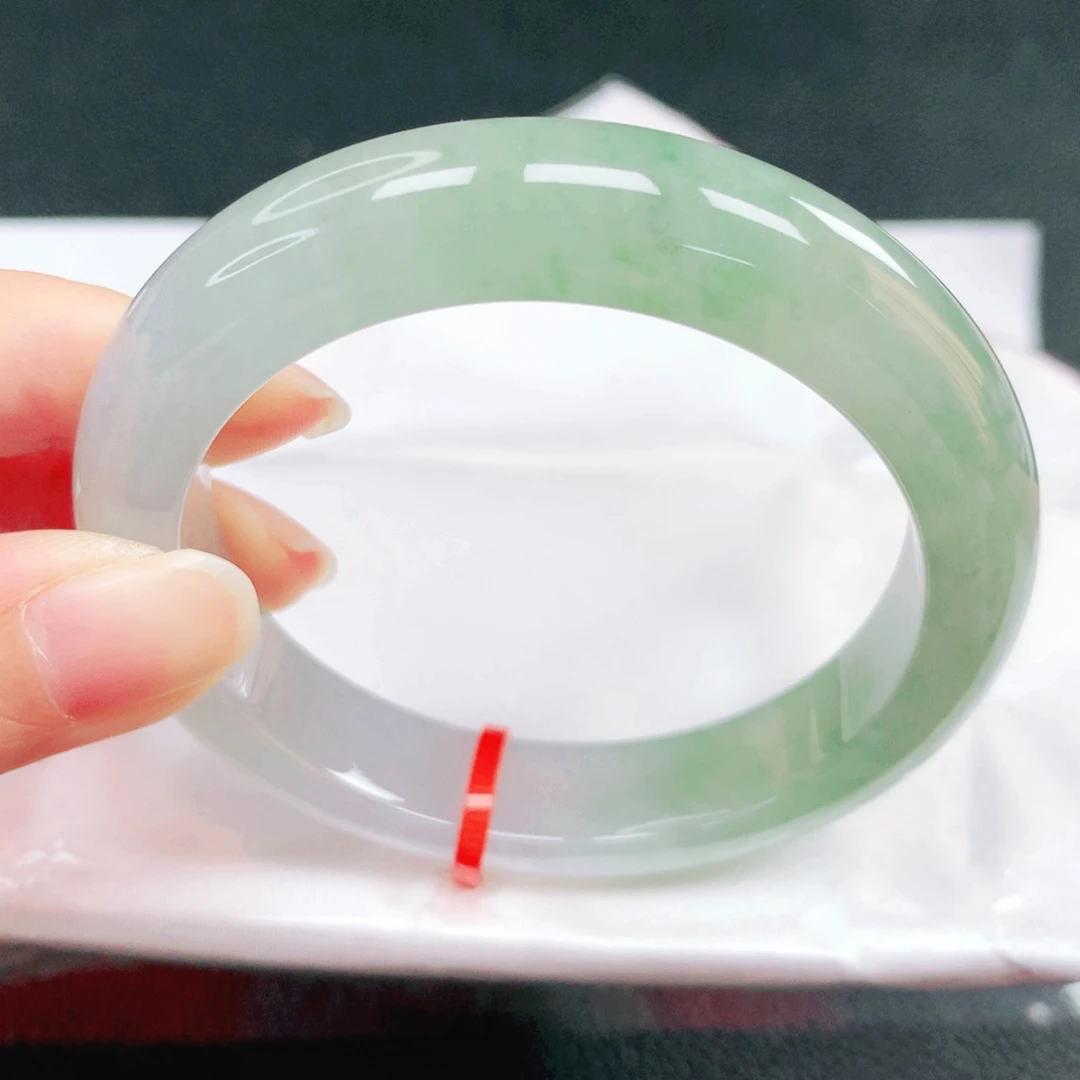 翡翠未镶嵌手镯54圈