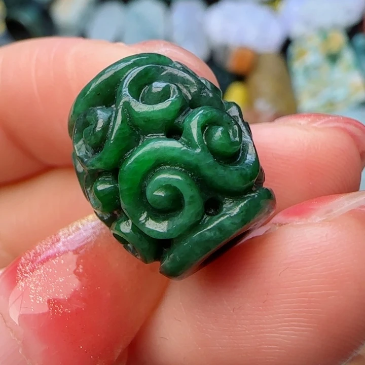 翡翠颈饰未镶嵌天然A货60