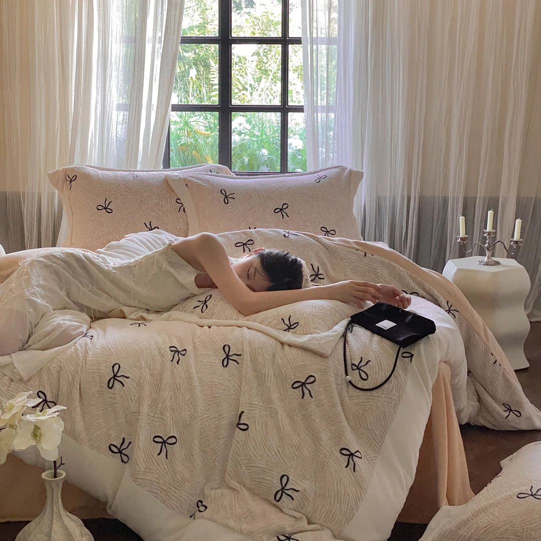 秋冬加厚牛奶绒四件套法式绒套件-芮泊恩