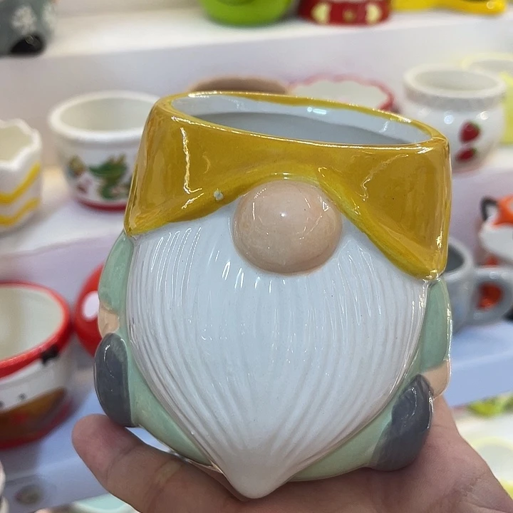 陶瓷微瑕介意慎拍掉漆